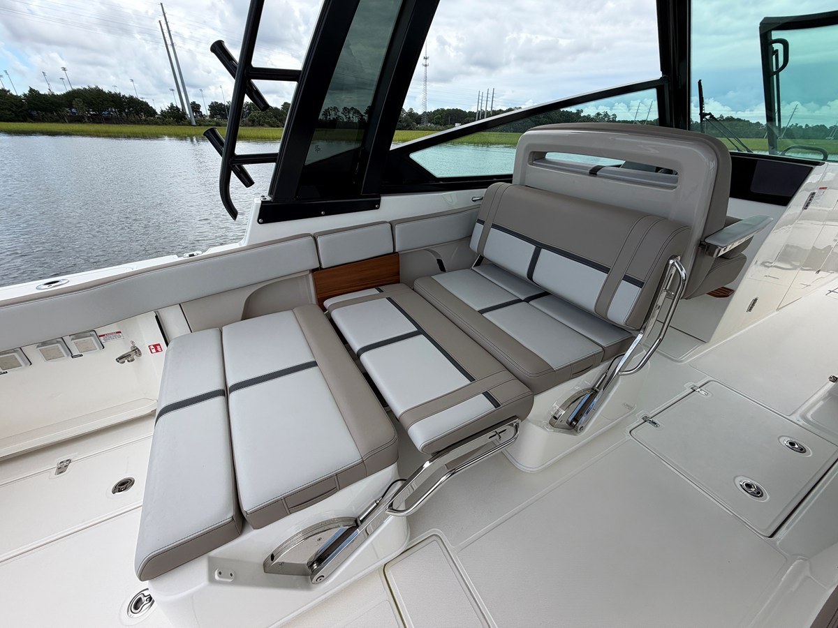 BOSTON WHALER 330 VANTAGE, photo 26