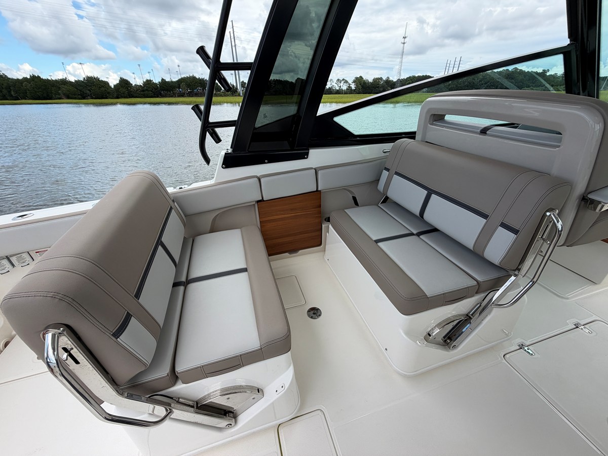 BOSTON WHALER 330 VANTAGE, photo 27