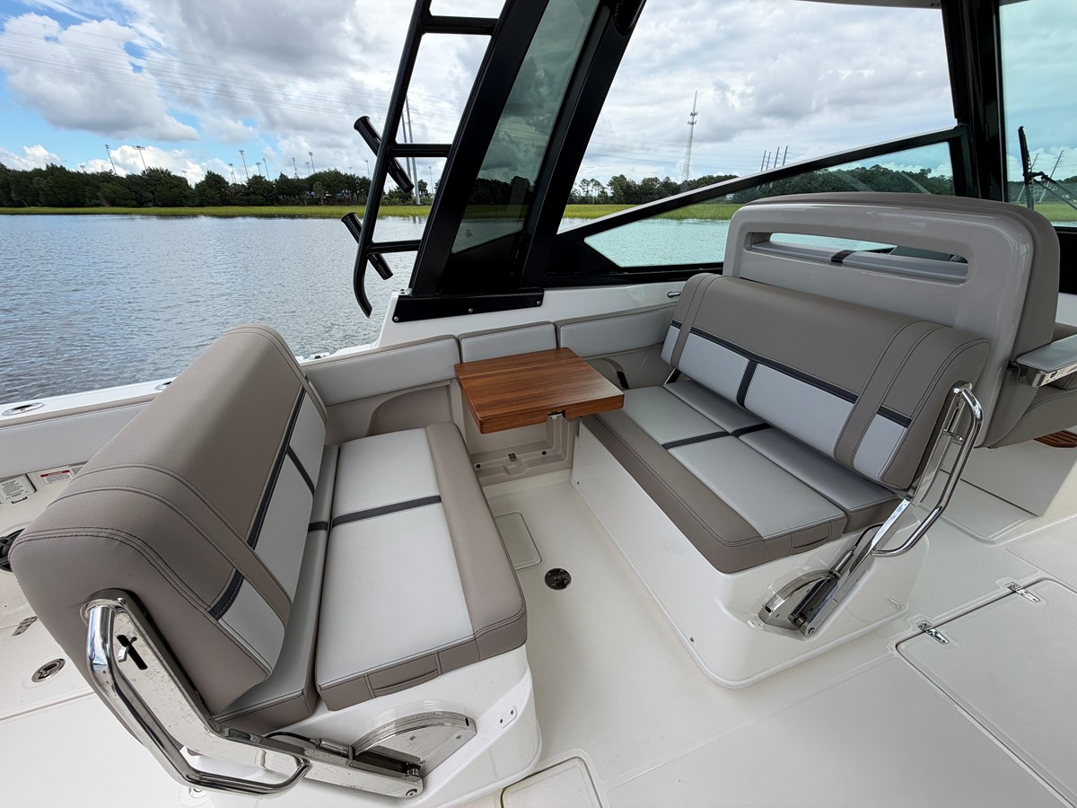 BOSTON WHALER 330 VANTAGE, photo 28