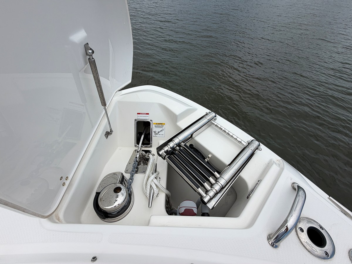 BOSTON WHALER 330 VANTAGE, photo 56