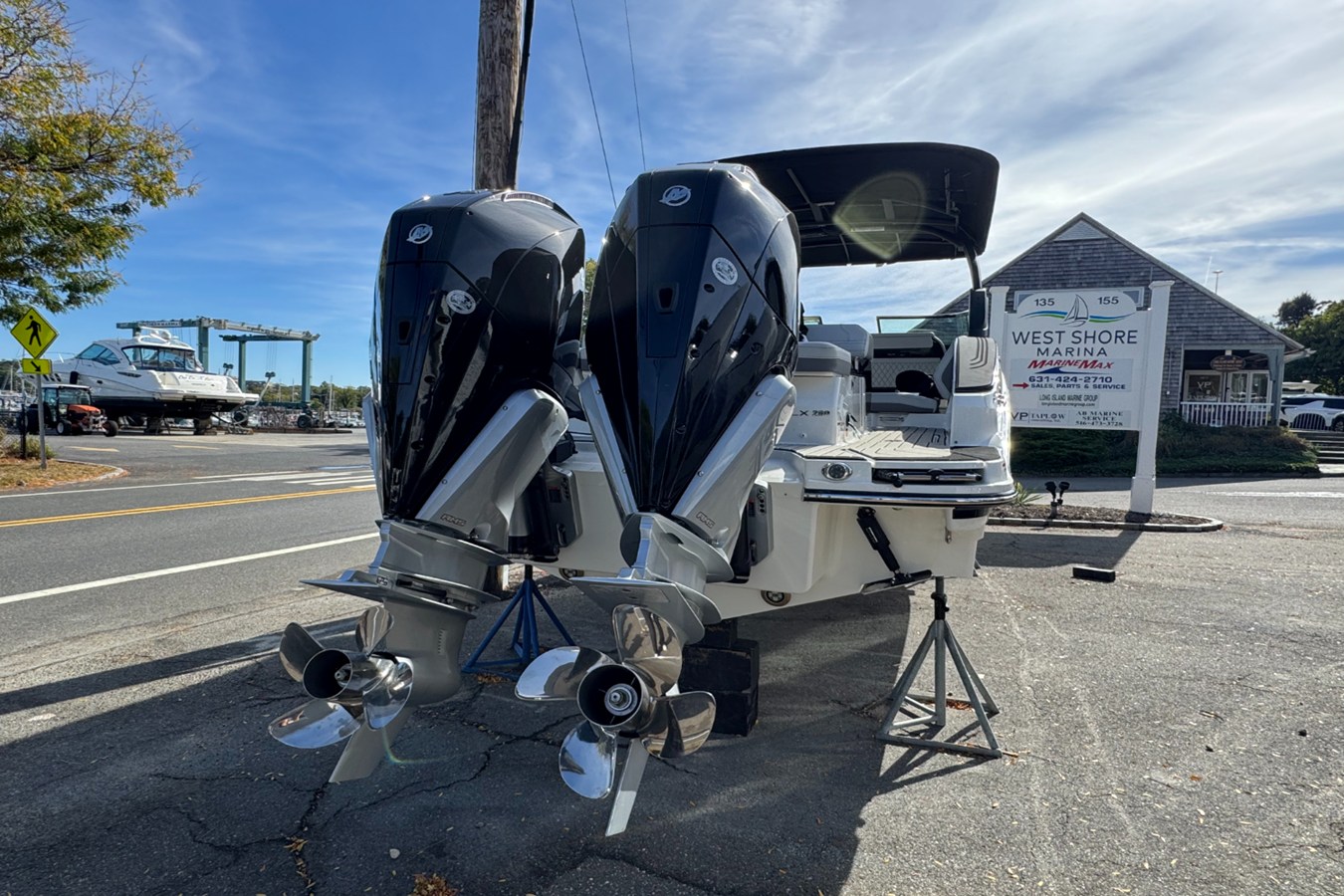 Sea Ray SLX 280 Outboard — 2026 Sea Ray SLX 280 Outboard — photo 4