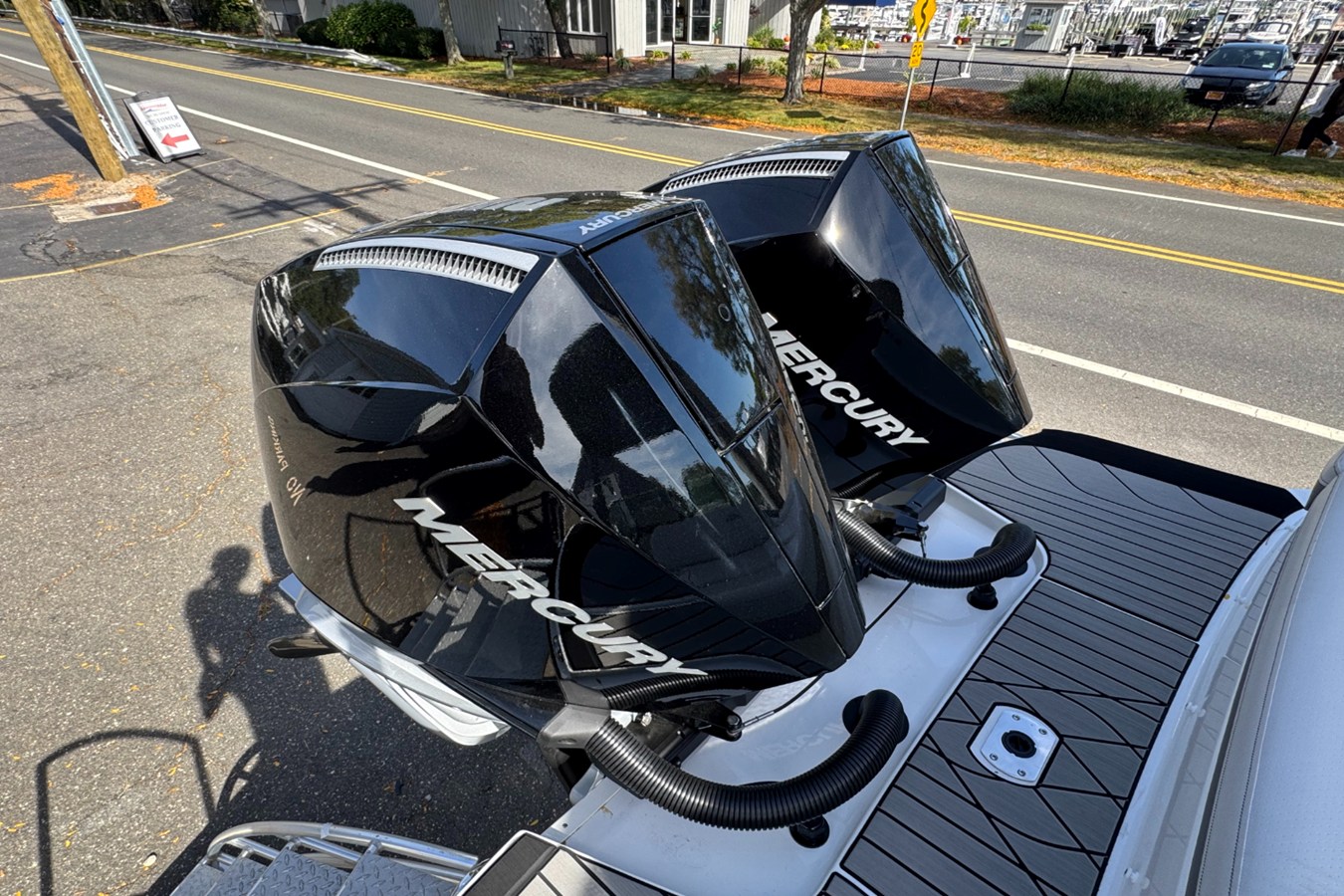 Sea Ray SLX 280 Outboard — 2026 Sea Ray SLX 280 Outboard — photo 5