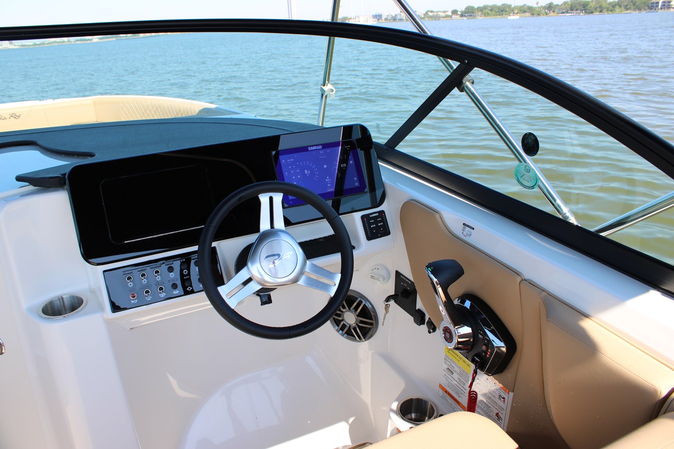 SEA RAY SDX 230, photo 45