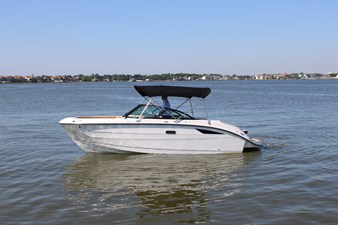 SEA RAY SDX 230