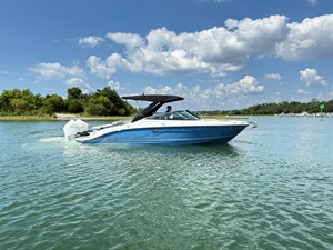 SEA RAY SLX 280 OUTBOARD