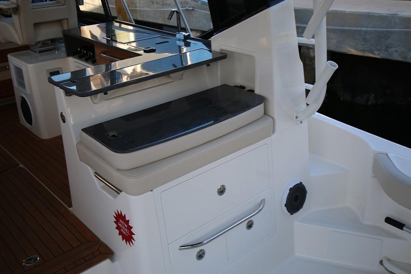 BOSTON WHALER 405 CONQUEST, photo 58