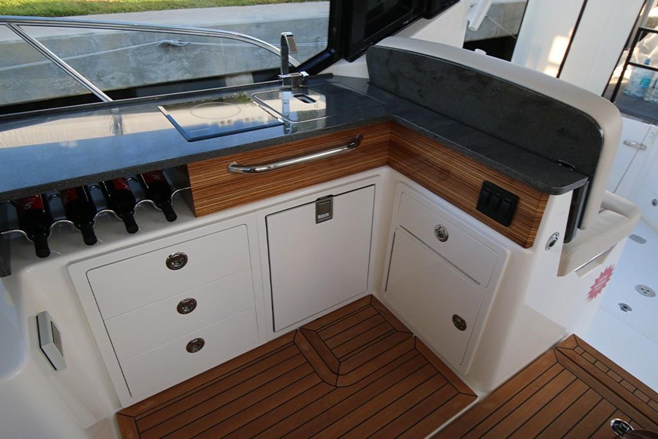 BOSTON WHALER 405 CONQUEST, photo 64
