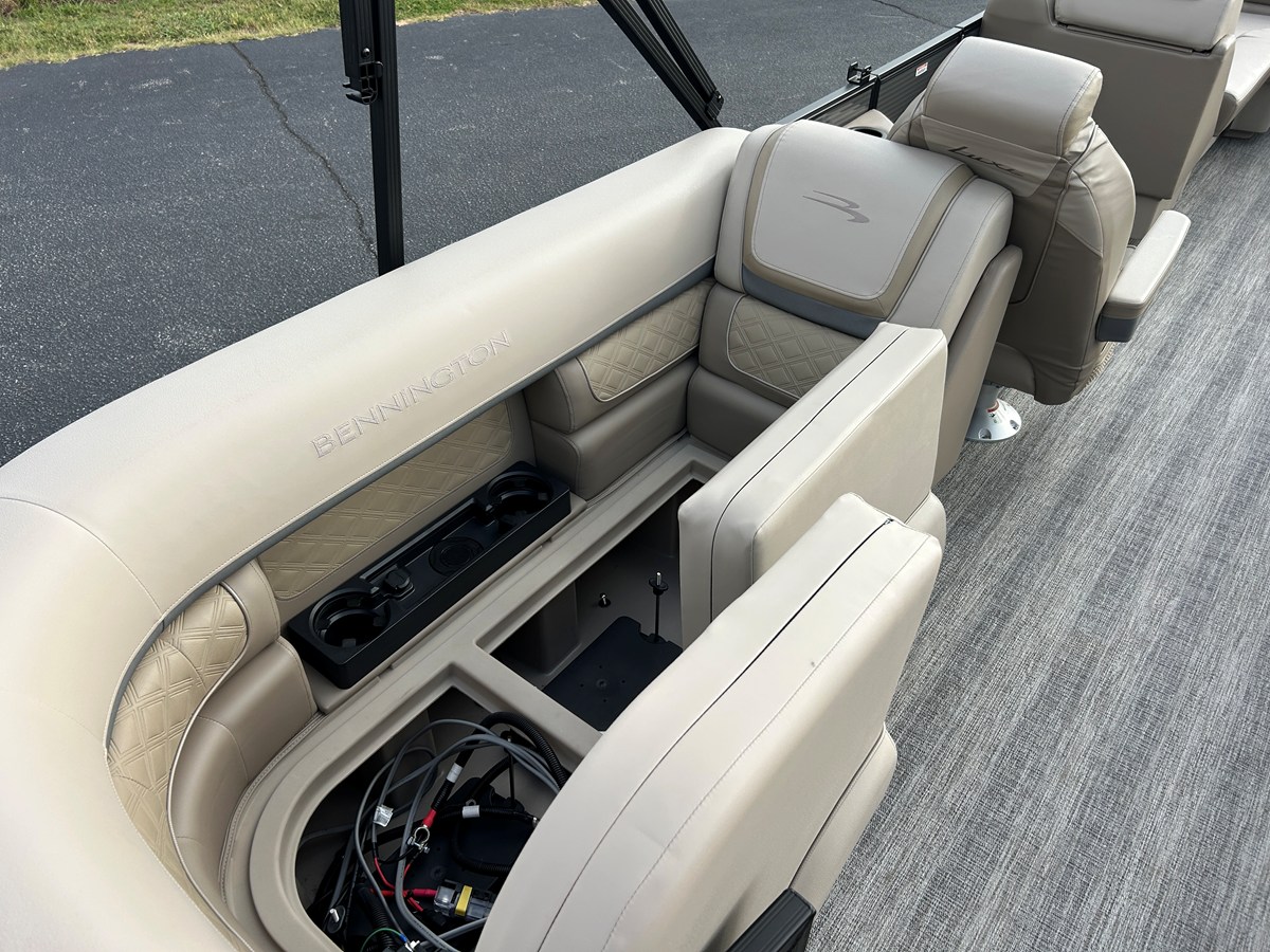 BENNINGTON 23SSR LUXE, photo 12