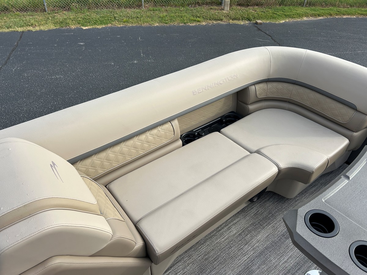 BENNINGTON 23SSR LUXE, photo 24