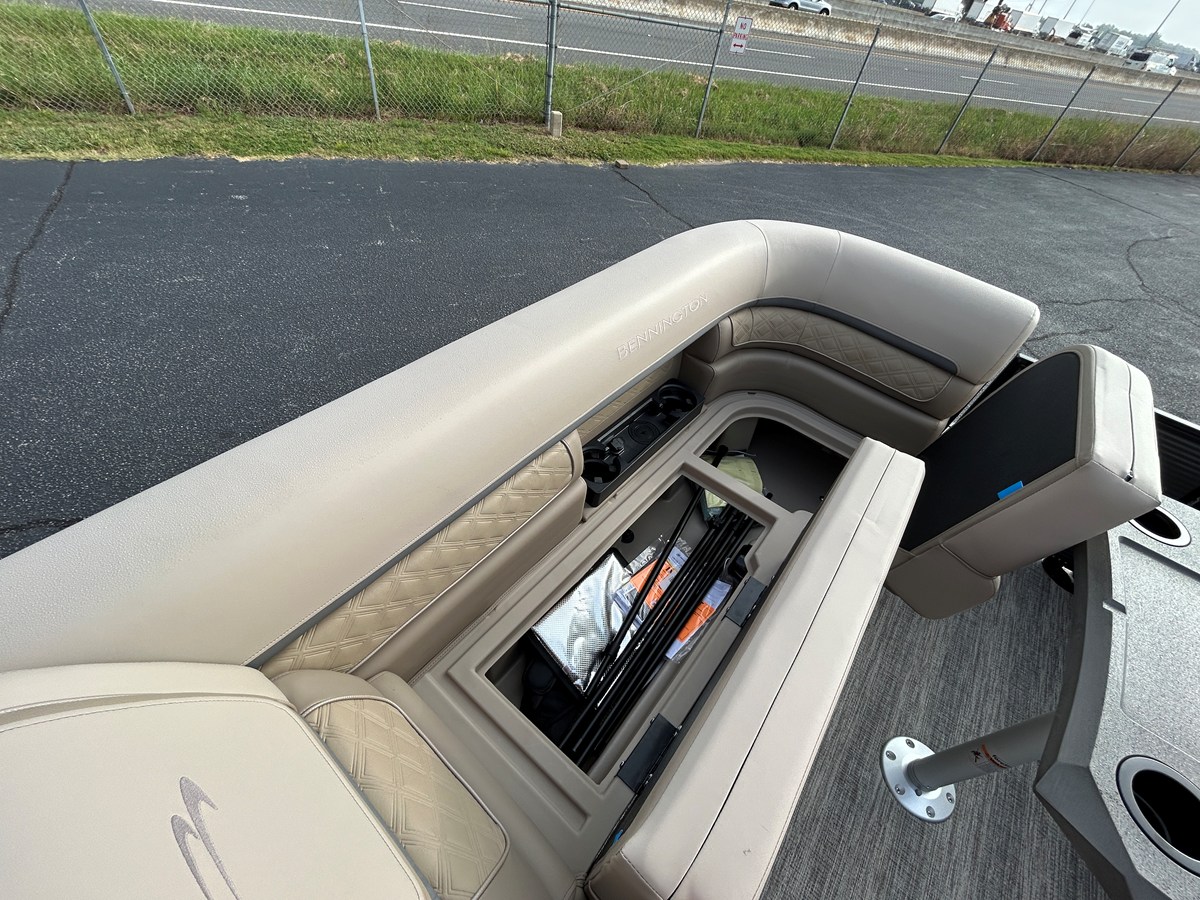 BENNINGTON 23SSR LUXE, photo 25
