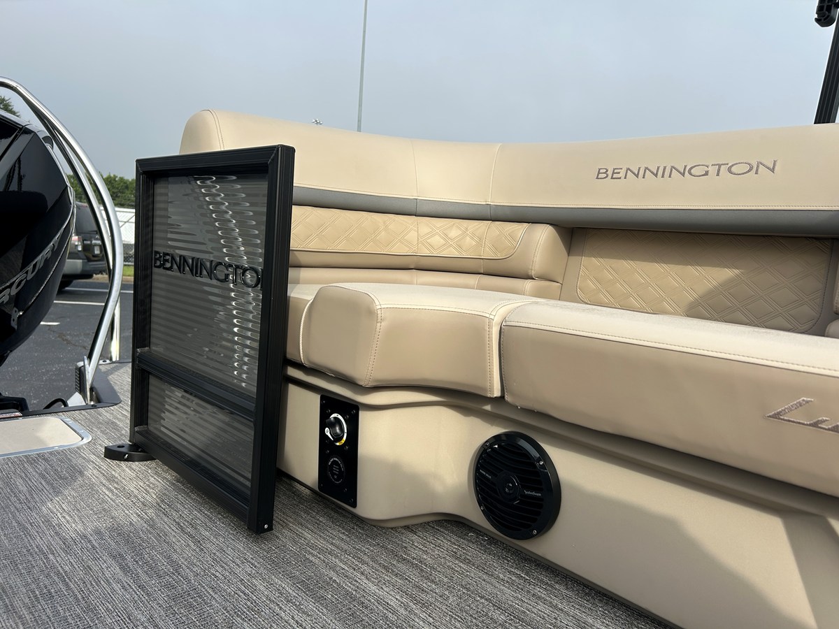 BENNINGTON 23SSR LUXE, photo 30