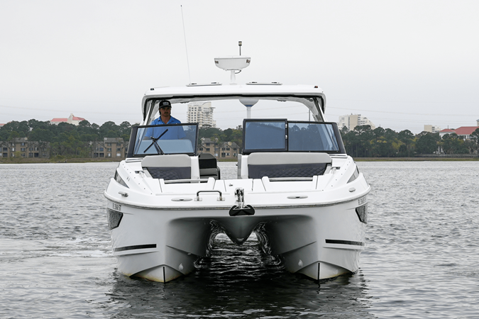 2020 Aquila 32 SPORT 4
