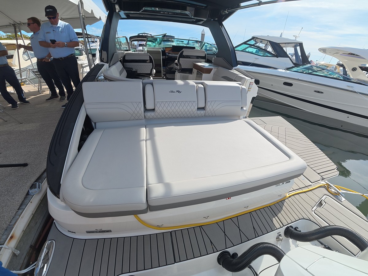 SEA RAY SLX 360 OUTBOARD, photo 5