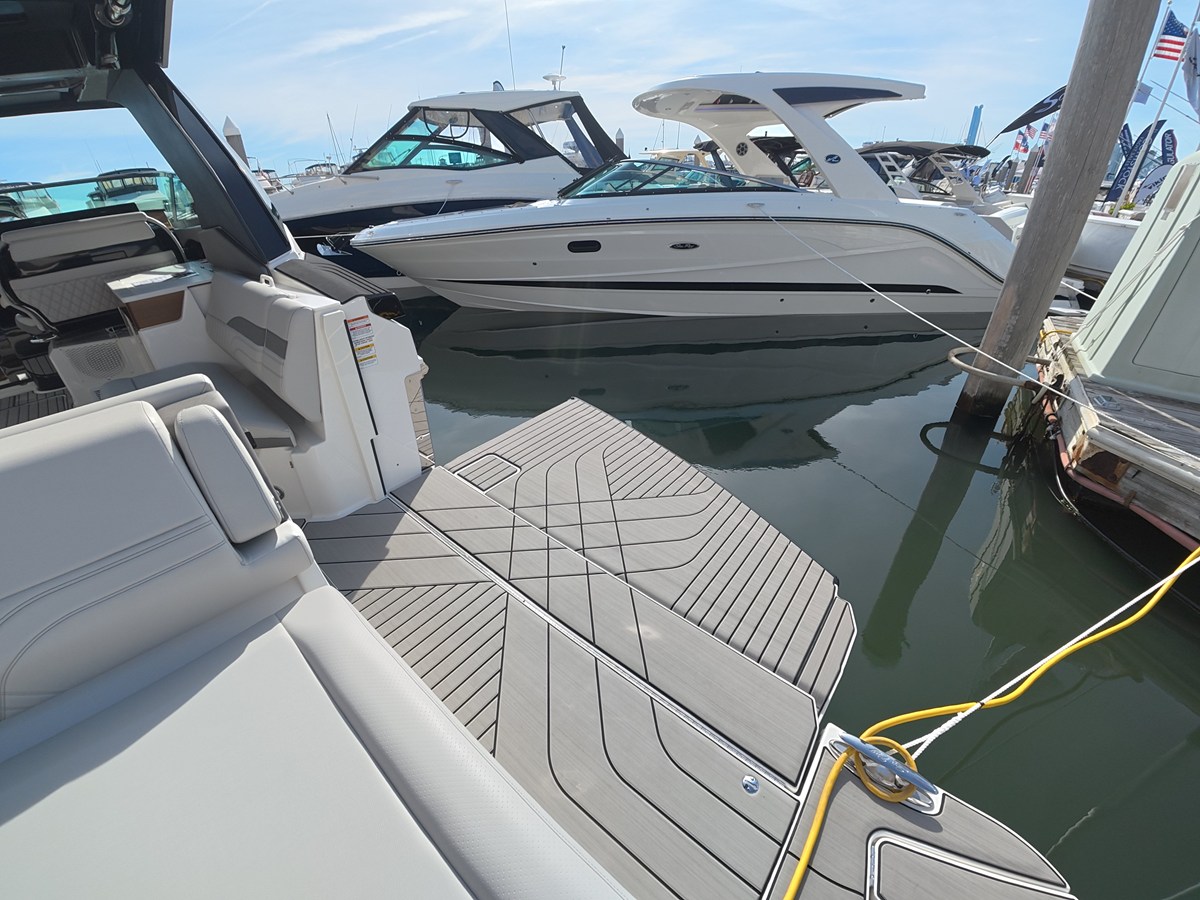 SEA RAY SLX 360 OUTBOARD, photo 7