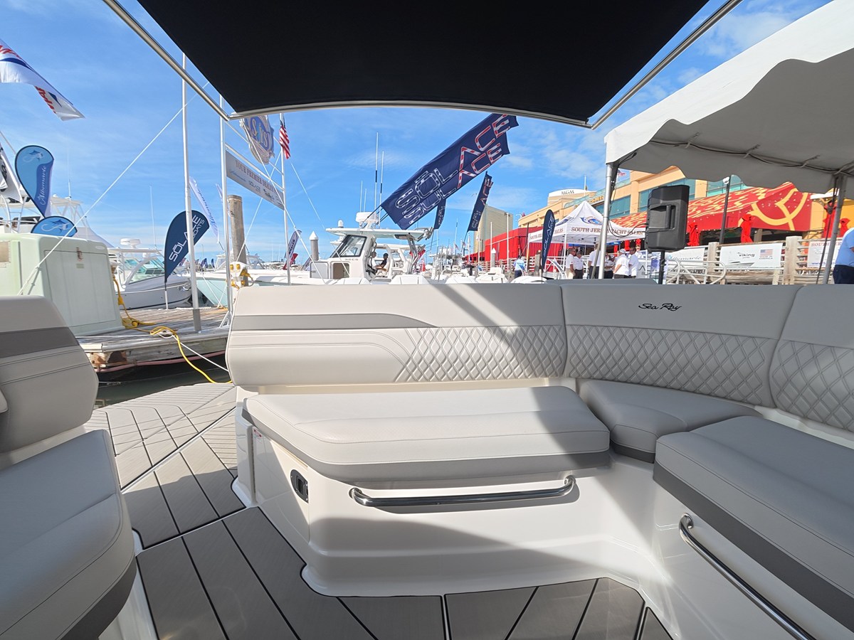 SEA RAY SLX 360 OUTBOARD, photo 11