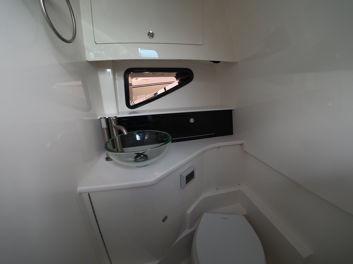 SEA RAY SLX 360 OUTBOARD, photo 27