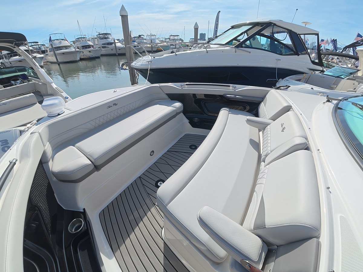 SEA RAY SLX 360 OUTBOARD, photo 31