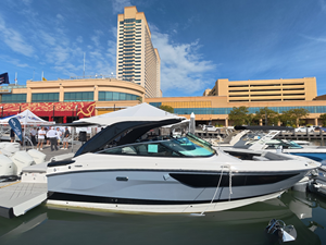 SEA RAY SLX 360 OUTBOARD