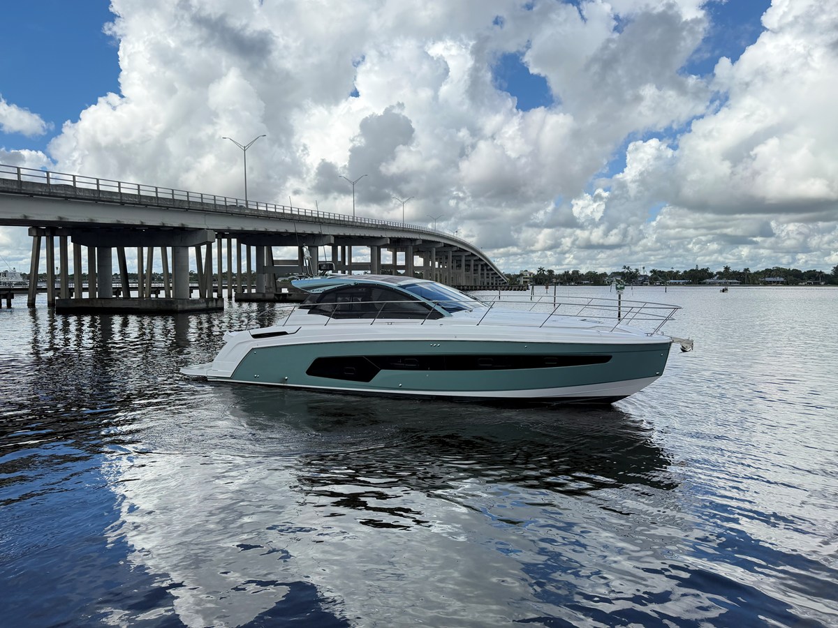 AZIMUT A45, photo 2