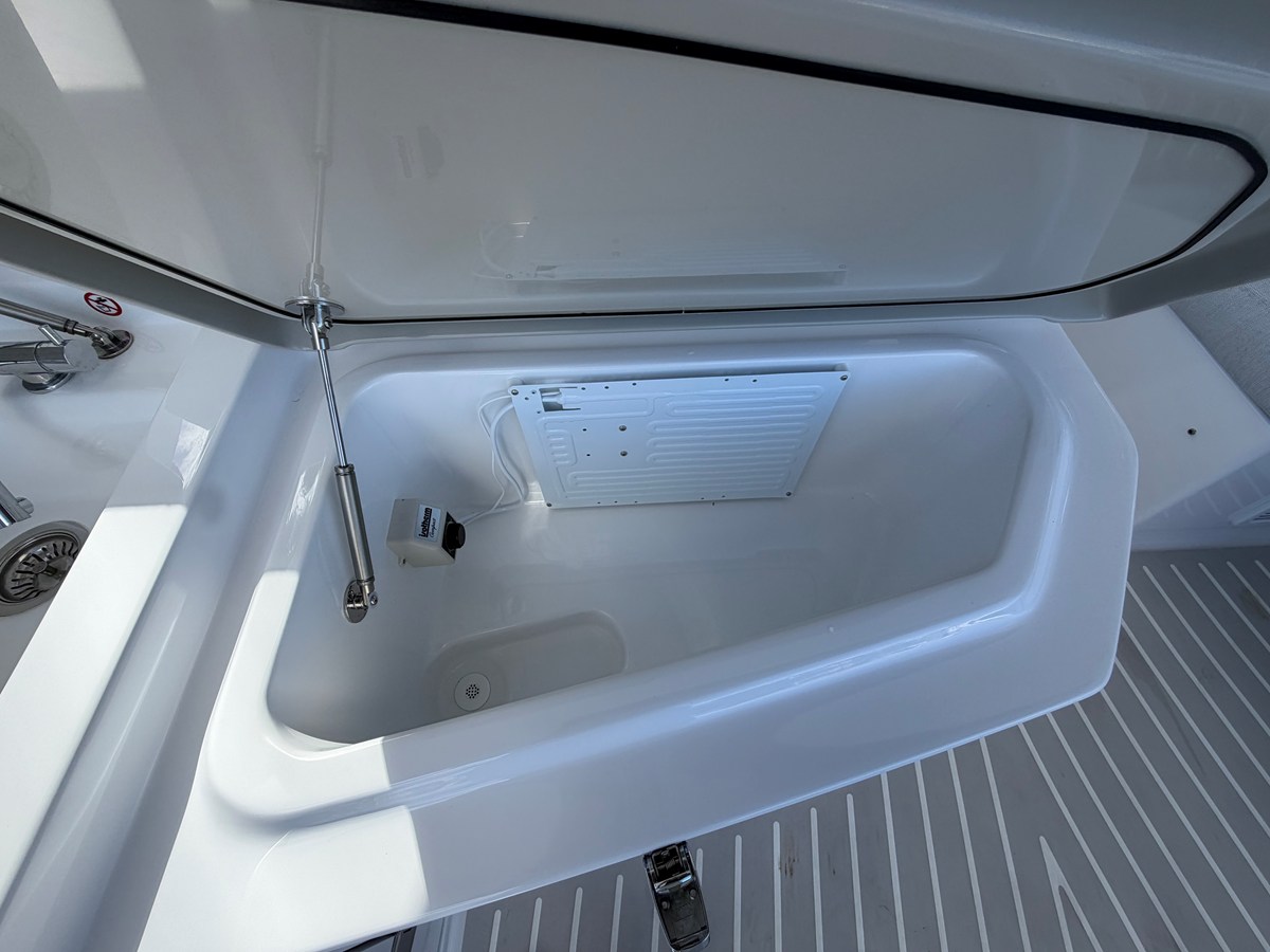 AZIMUT A45, photo 32