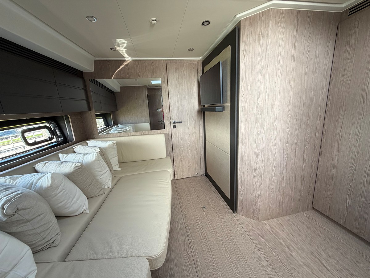 AZIMUT A45, photo 54