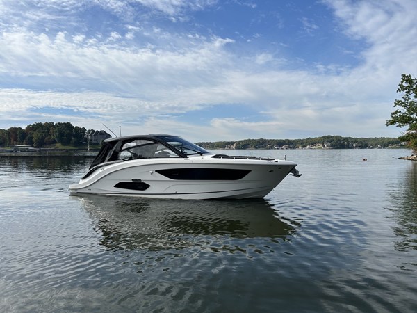 2026 Sea Ray Sundancer 370 5