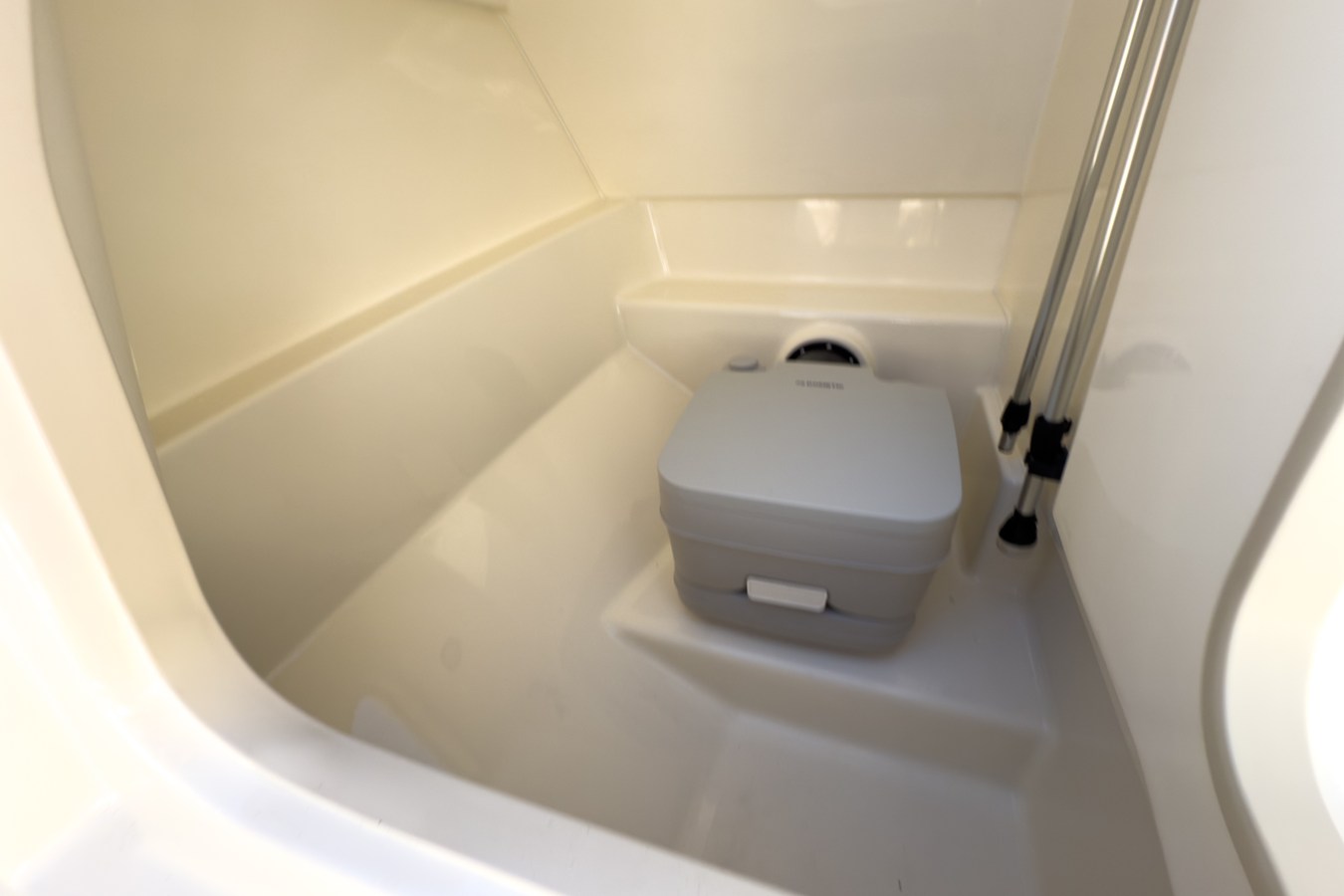 BOSTON WHALER 210 VANTAGE, photo 14