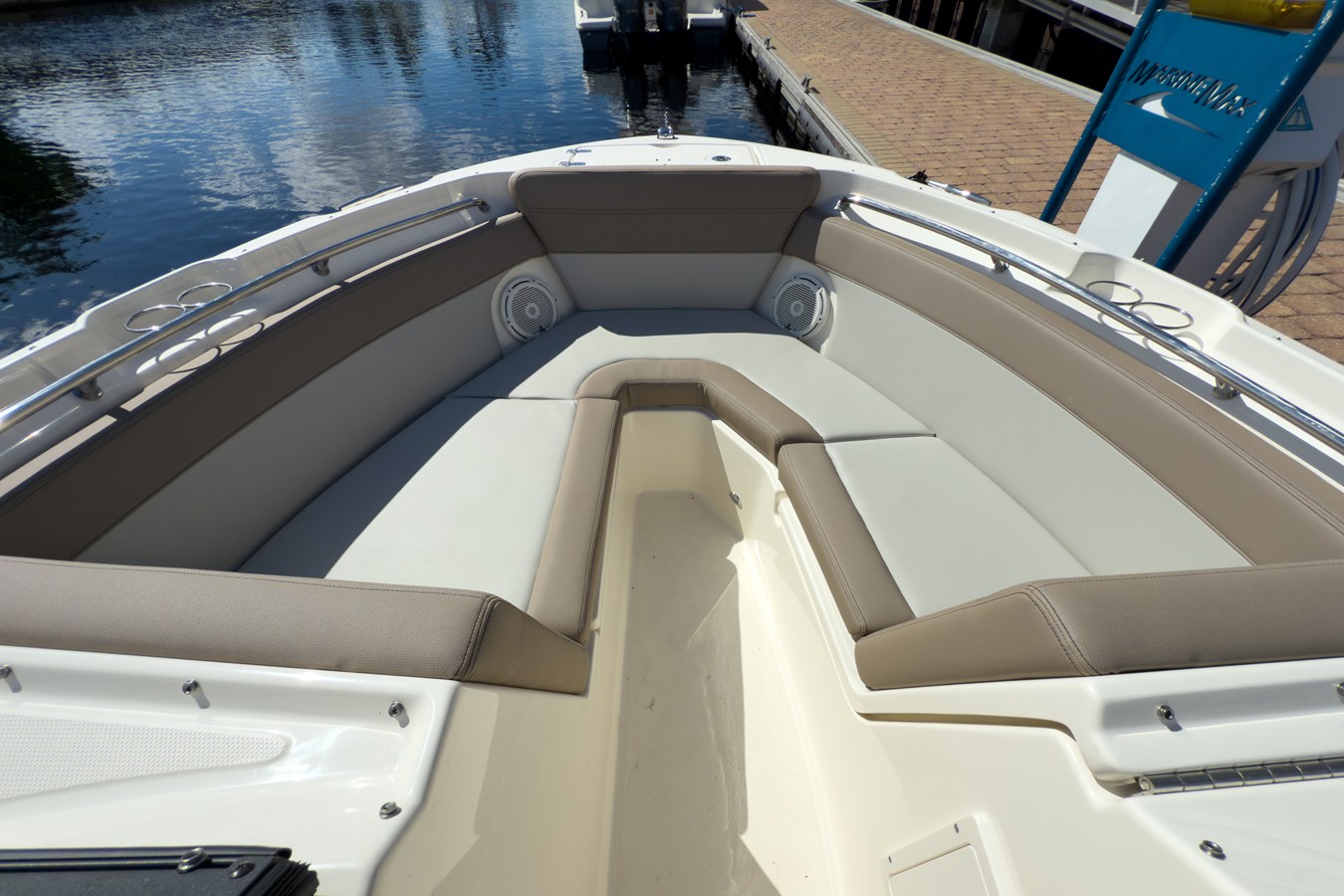 BOSTON WHALER 210 VANTAGE, photo 16