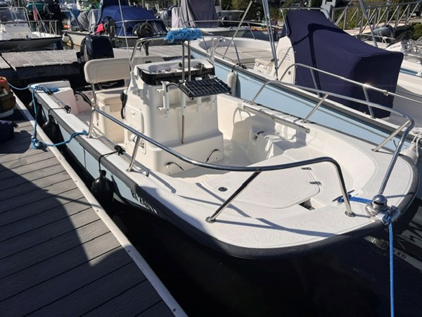 BOSTON WHALER 150 MONTAUK