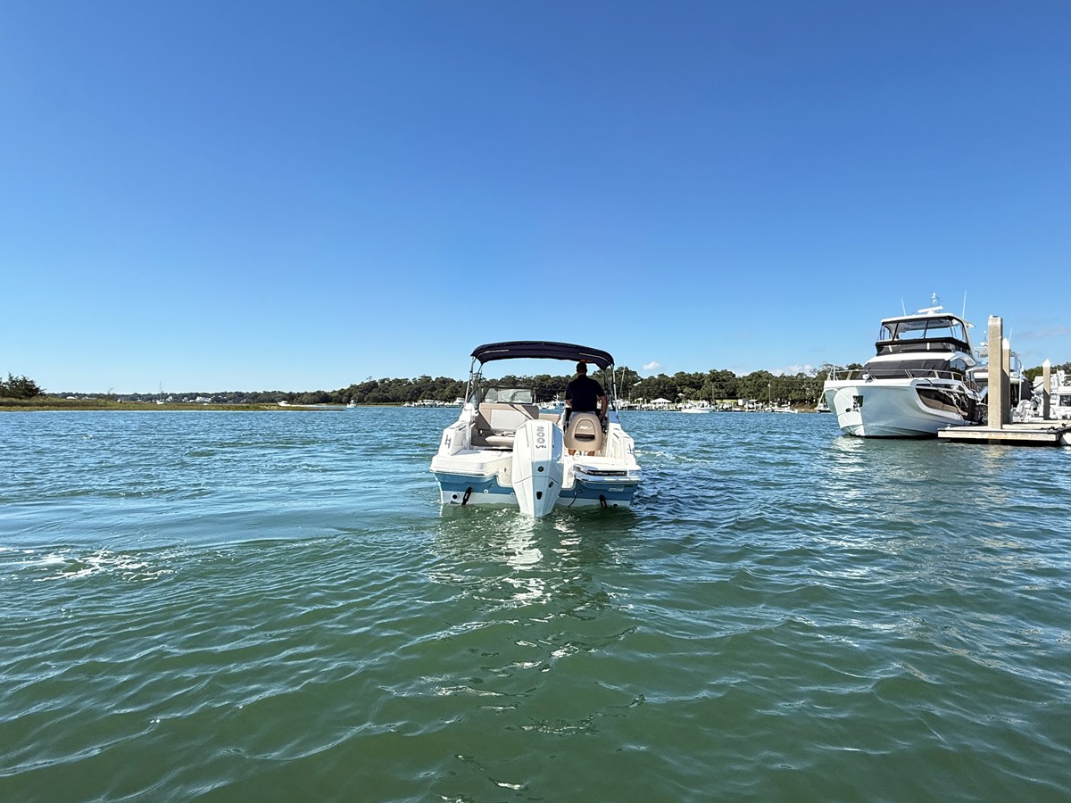 BOSTON WHALER 210 VANTAGE, photo 5