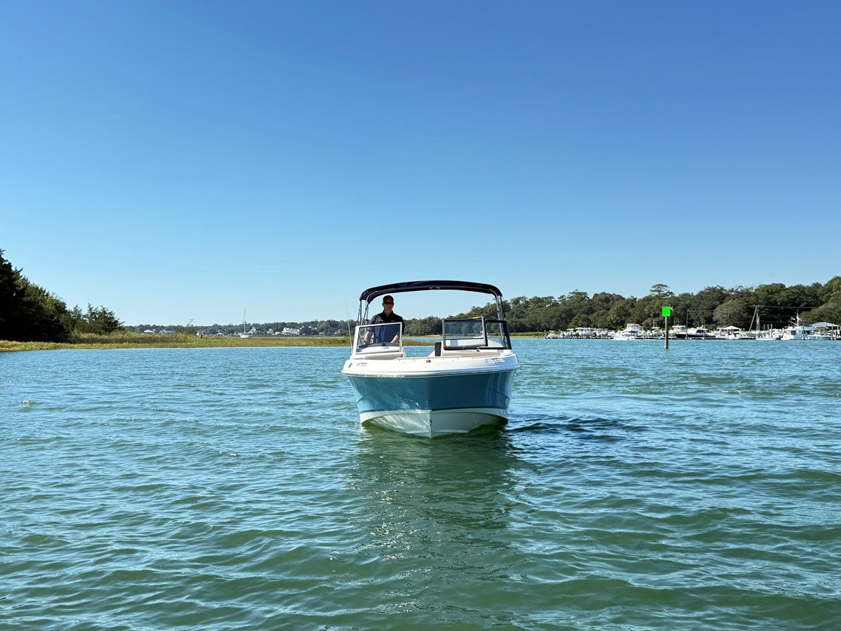 BOSTON WHALER 210 VANTAGE, photo 8