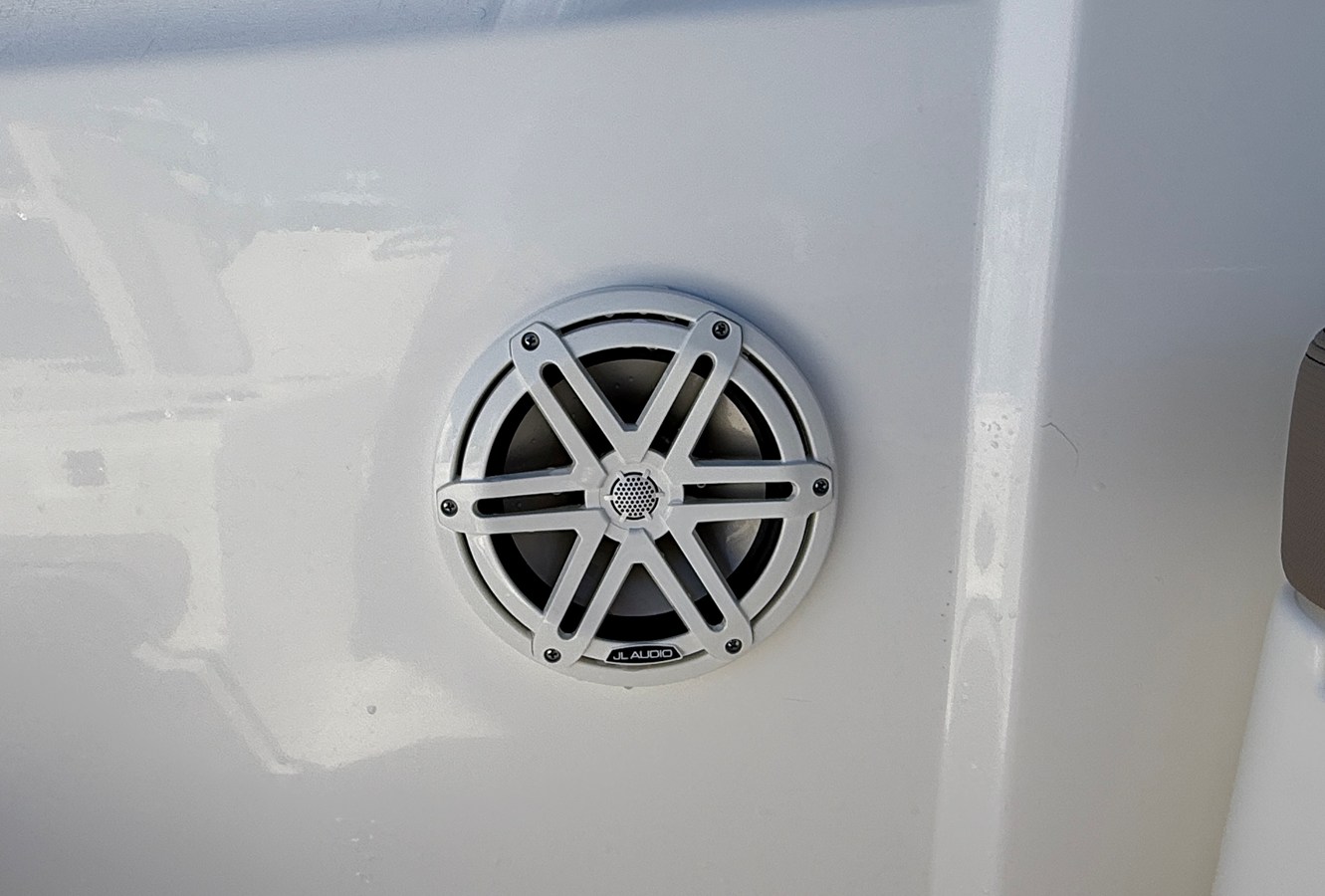 BOSTON WHALER 210 VANTAGE, photo 12
