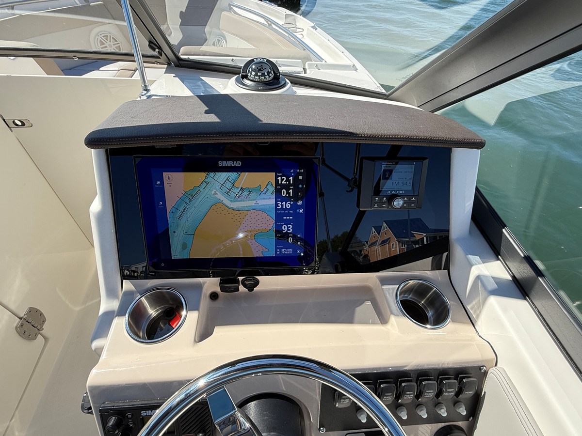 BOSTON WHALER 210 VANTAGE, photo 20