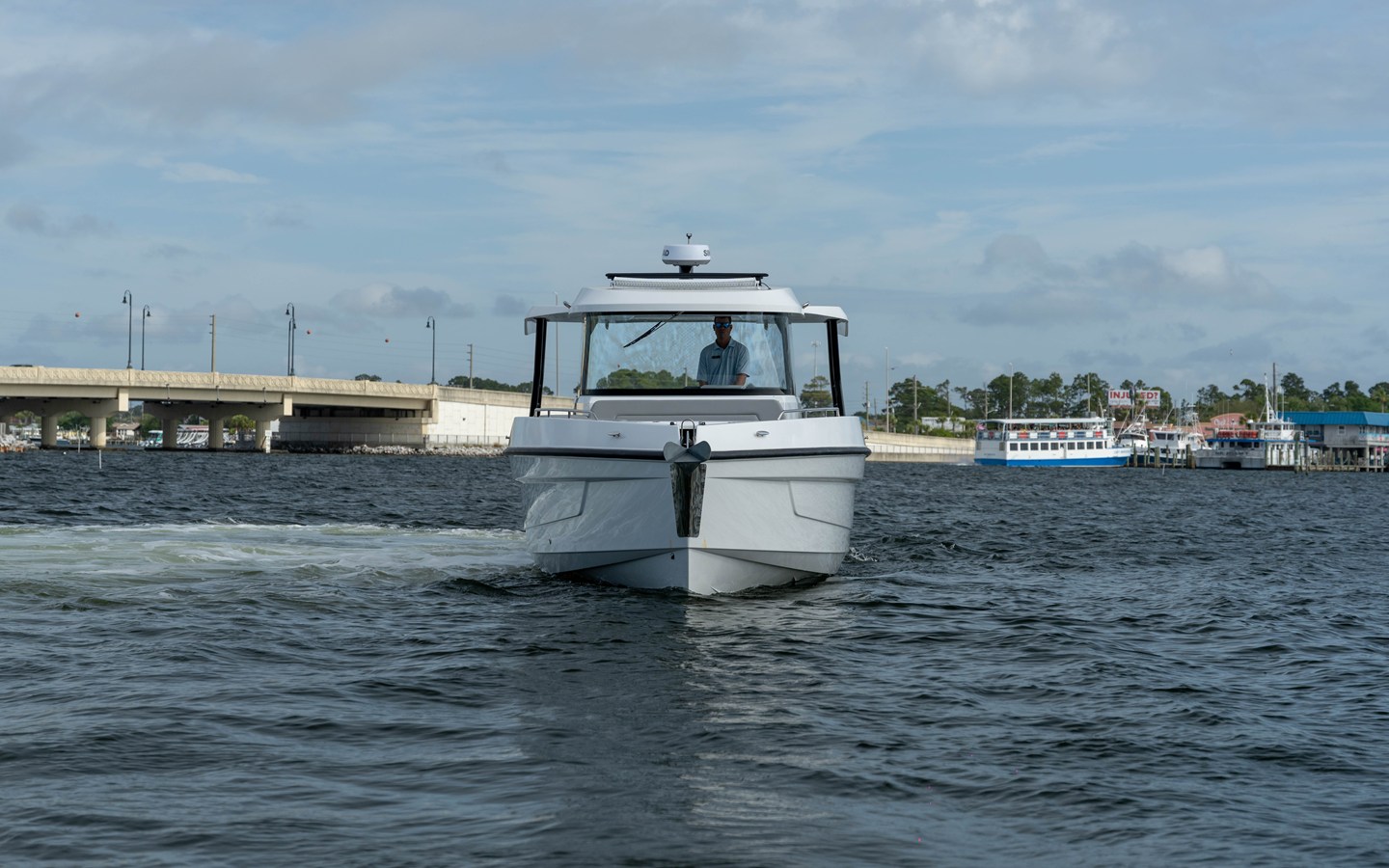 Cruisers Yachts 38 VTR — 2026 Cruisers Yachts 38 VTR — photo 4