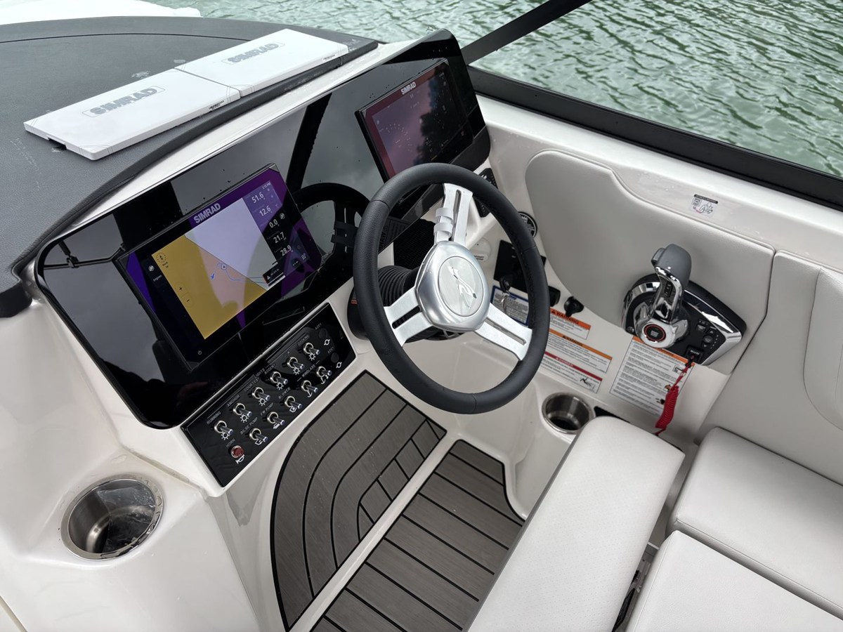 SEA RAY SDX 270, photo 6