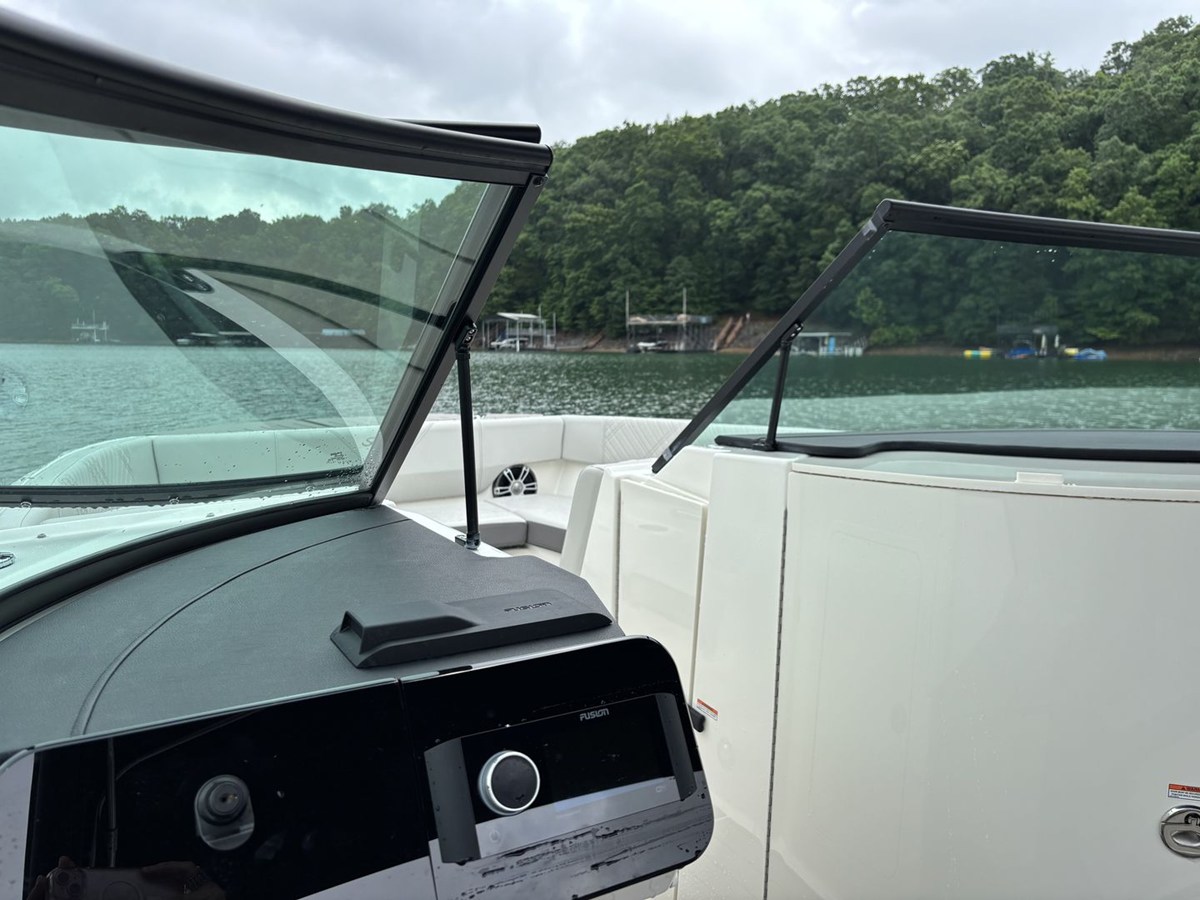 SEA RAY SDX 270, photo 14