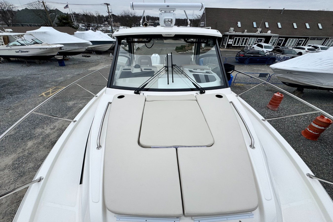 BOSTON WHALER 325 CONQUEST, photo 48