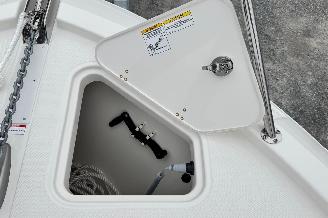 BOSTON WHALER 325 CONQUEST, photo 49