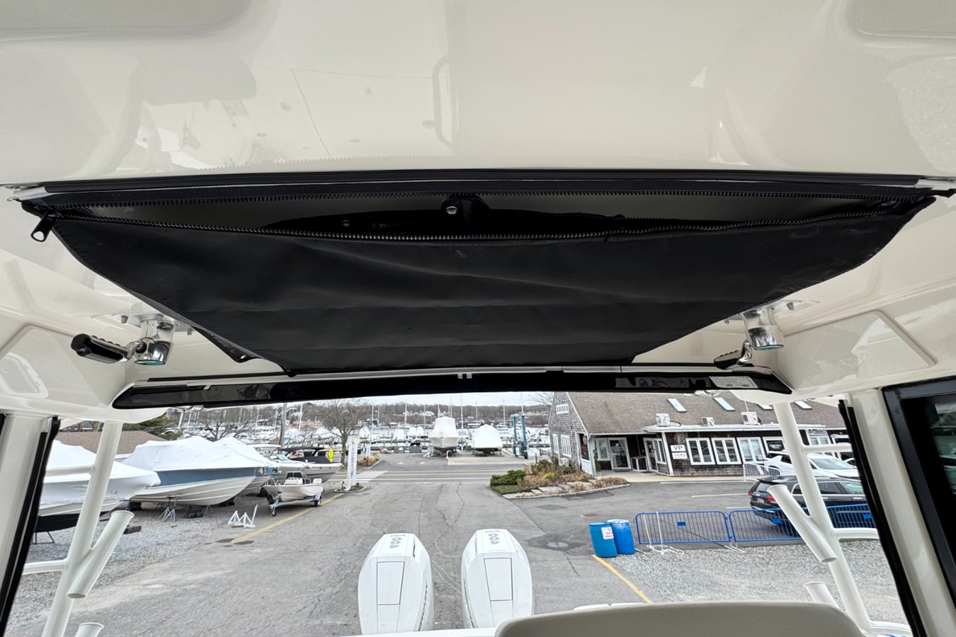 BOSTON WHALER 325 CONQUEST, photo 57