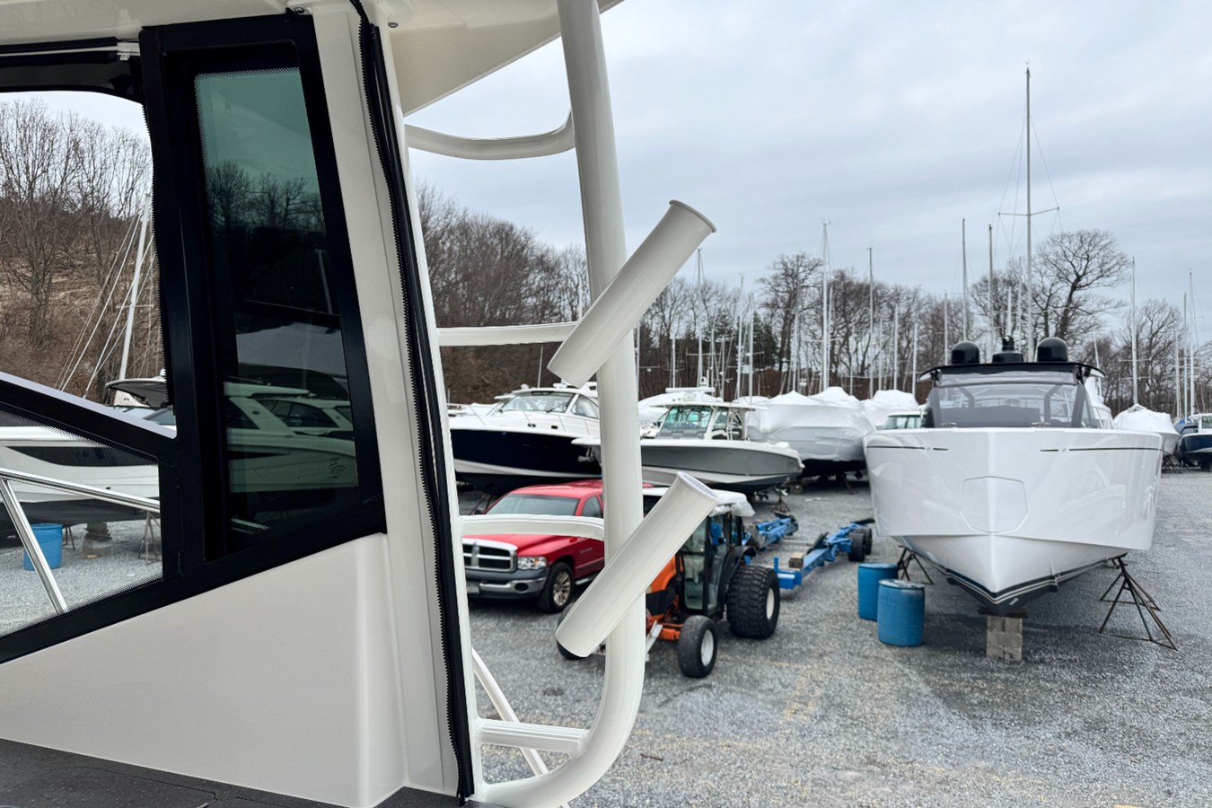 BOSTON WHALER 325 CONQUEST, photo 59