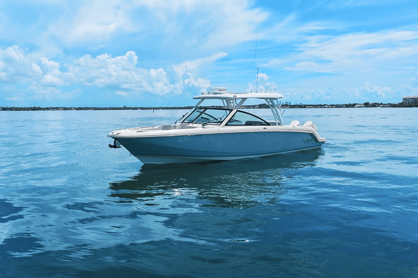 Boston Whaler 320 VANTAGE — 2020 Boston Whaler 320 Vantage — photo 4