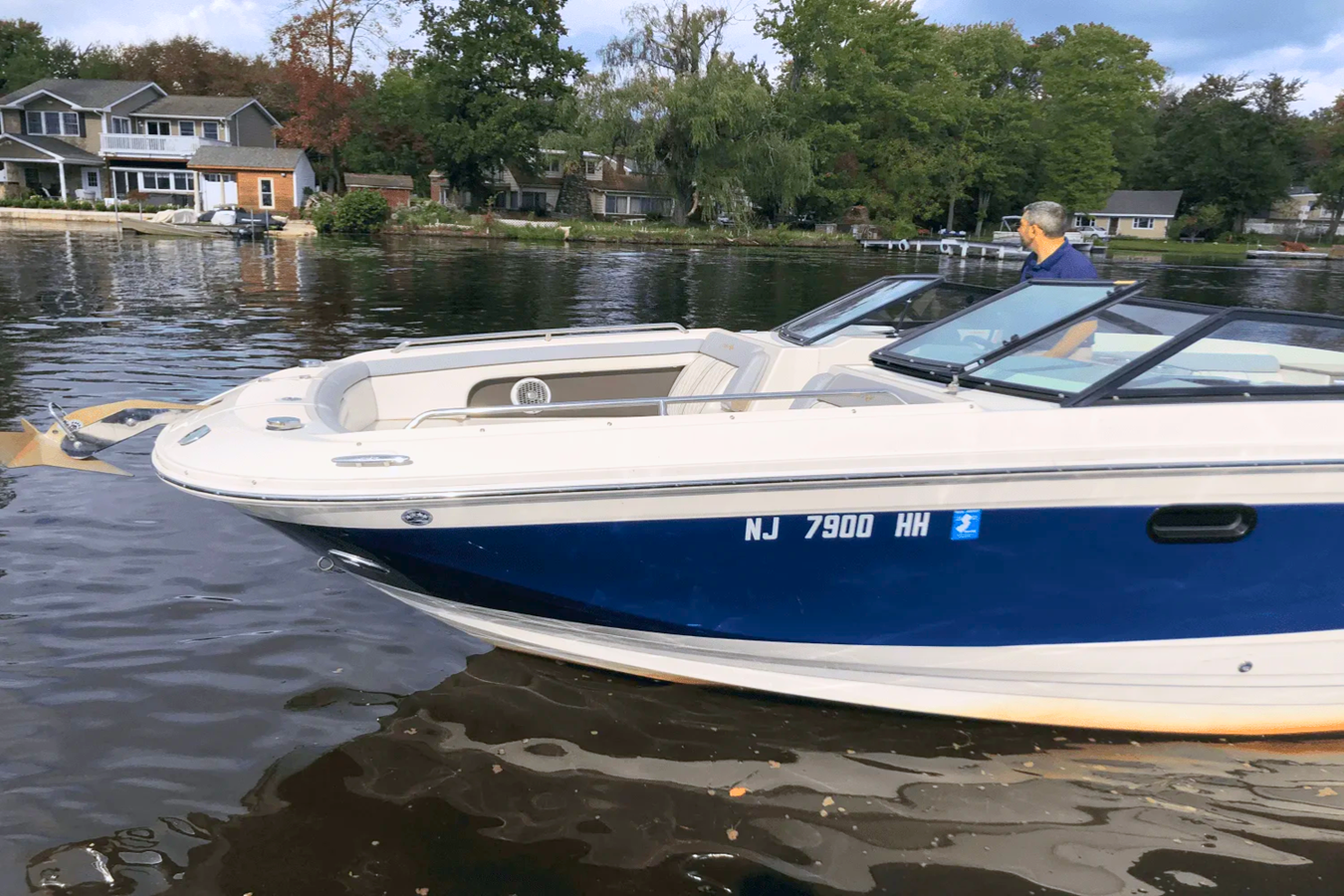Sea Ray 290 SUNDECK — 2016 Sea Ray 290 Sundeck — photo 2