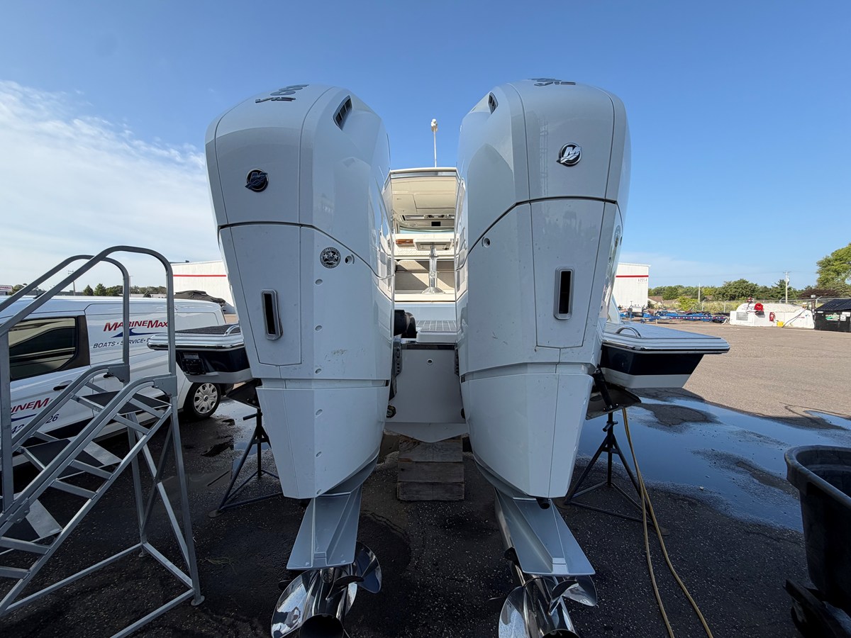 Tiara Yachts 43 LS — 2022 Tiara Yachts 43 LS — fotoğraf 5