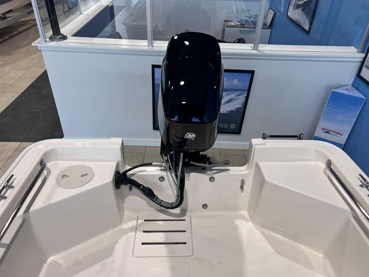 Boston Whaler 150 Montauk — 2027 Boston Whaler 150 Montauk — photo 5
