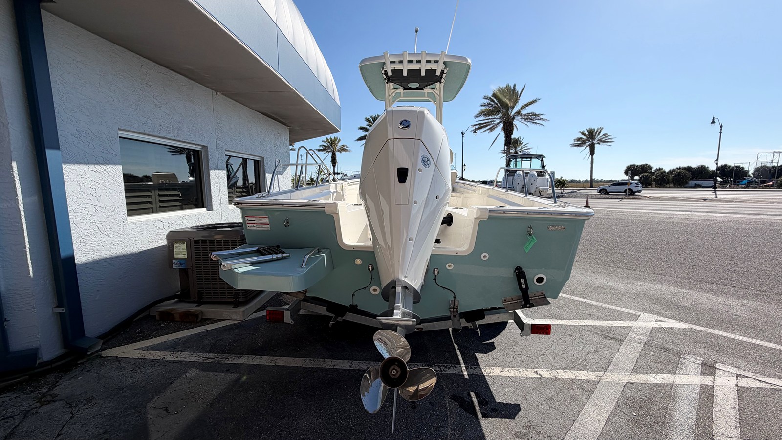 Boston Whaler 210 Montauk — 2026 Boston Whaler 210 Montauk — photo 2