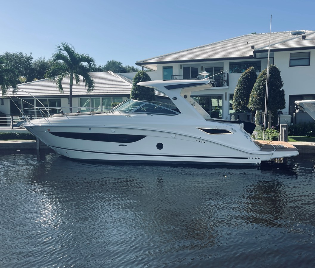 Sea Ray 350 SUNDANCER — 2017 Sea Ray 350 Sundancer