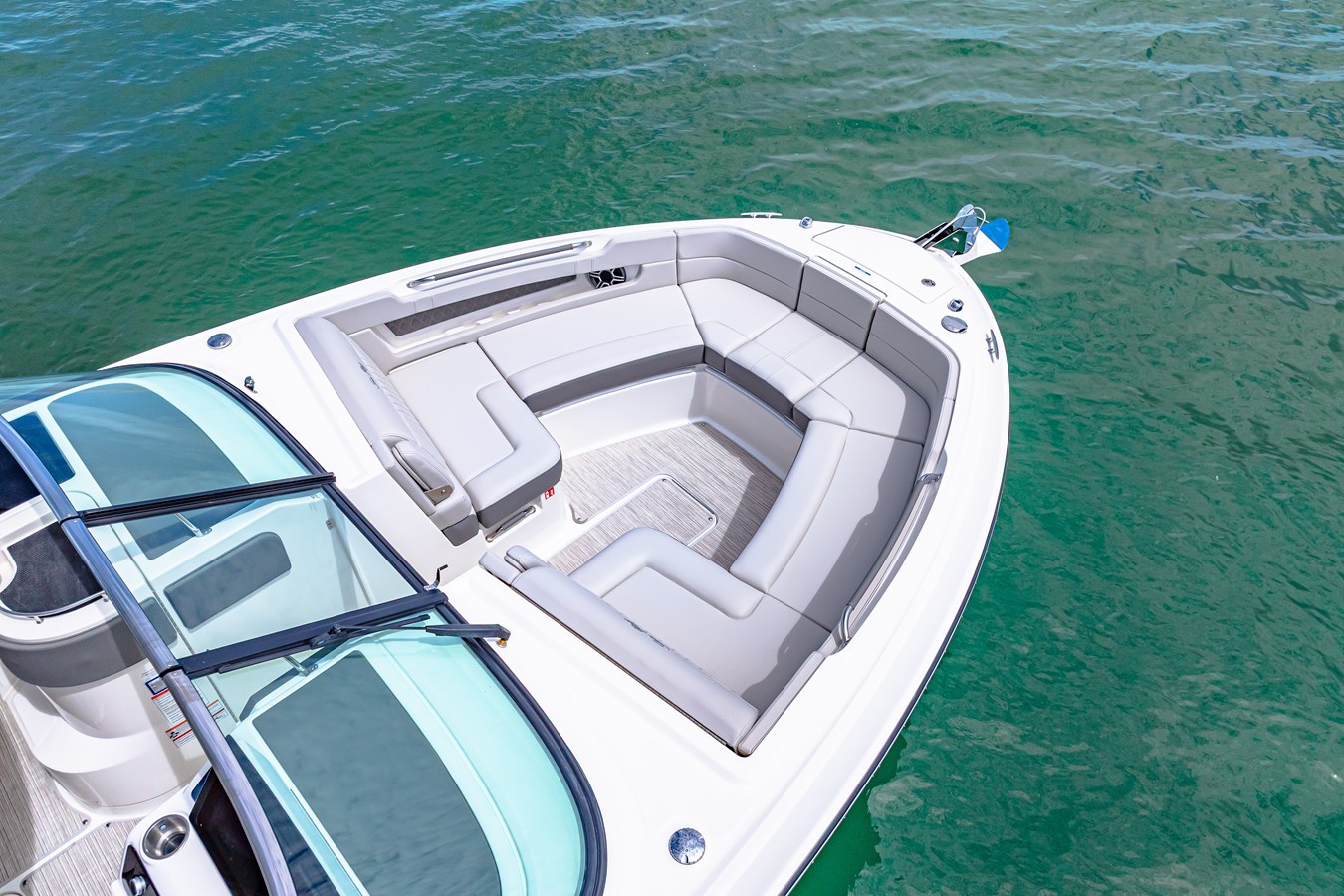 Sea Ray SLX 310 Outboard — 2026 Sea Ray SLX 310 Outboard — photo 5