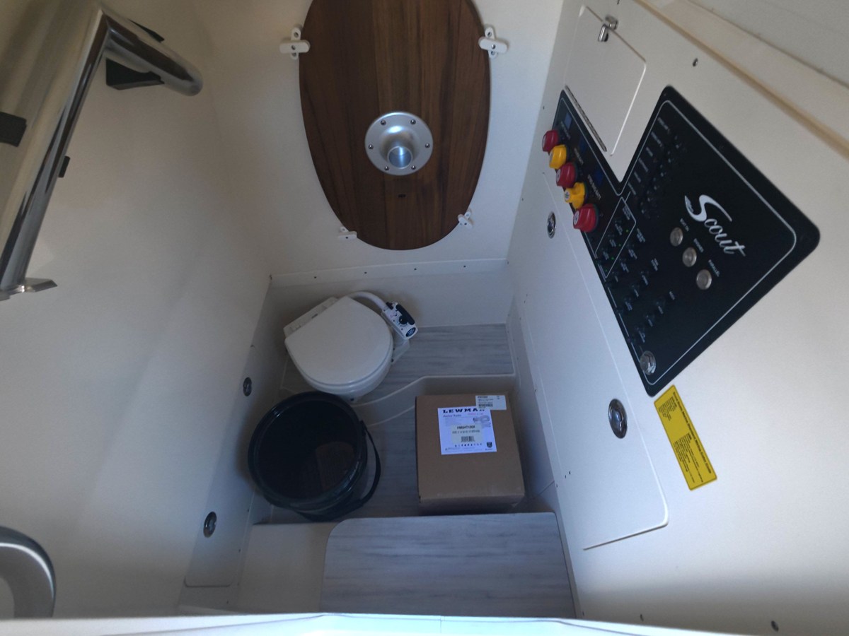 SCOUT 260 LXF, photo 18
