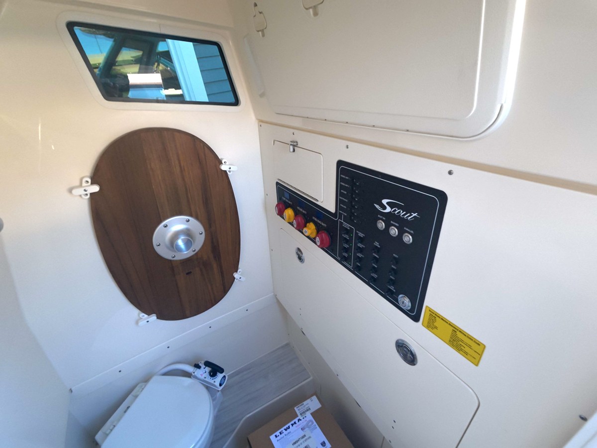 SCOUT 260 LXF, photo 19