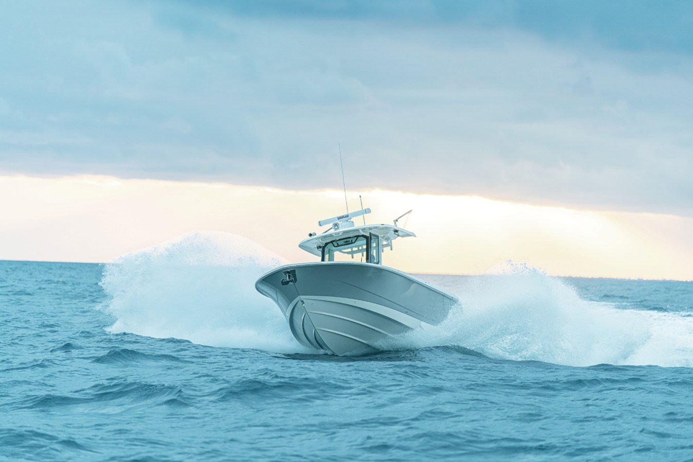 Boston Whaler 330 Outrage — 2027 Boston Whaler 330 Outrage — photo 3
